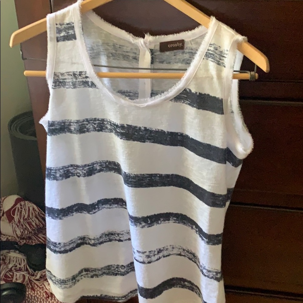 Sleeveless striped shirt